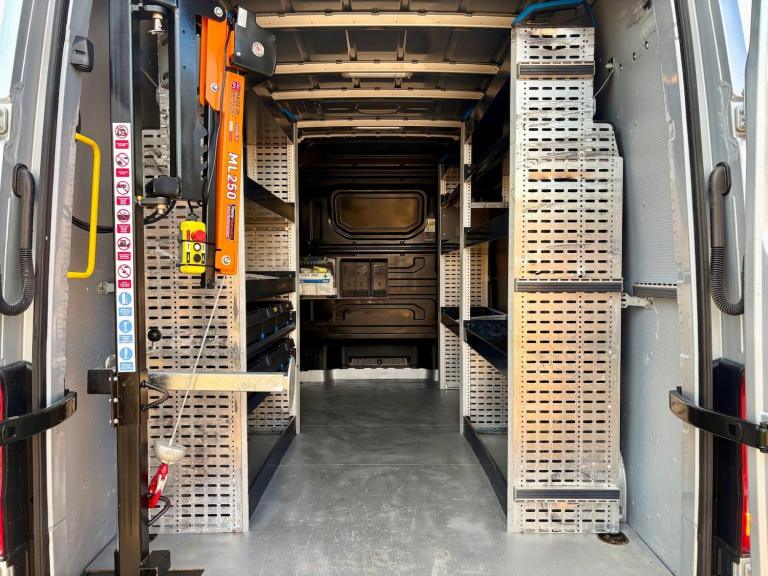 2021 Volkswagen Crafter 2.0 TDI 140PS Trendline Mwb Van ***Automatic / Workshop Van*** PANEL VAN ...