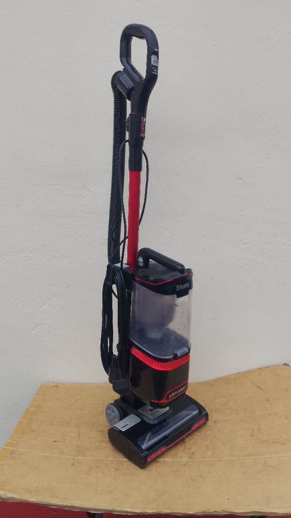 🛑 FREE DELIVERY 'SHARK' LIFTAWAY TECHNOLOGY UPRIGHT VACUUM CLEANER 