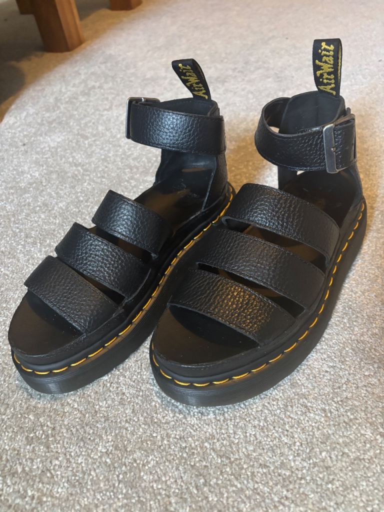 Women’s size 4 black dr marten sandals 