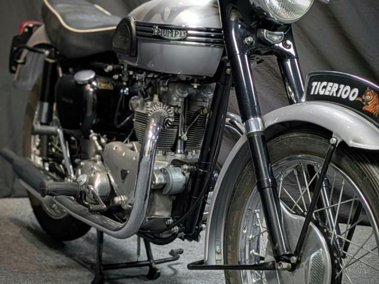 1954 TRIUMPH T100 All Alloy Pre Unit Fully Restored Matching Numbers Stunning