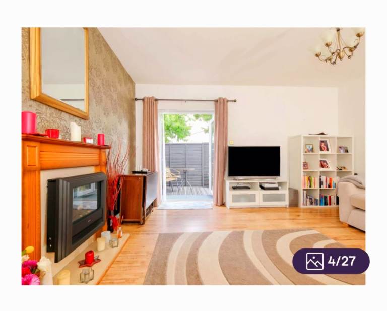 Gorgeous two bedroom house for rent in Cullen over the summer holidays 