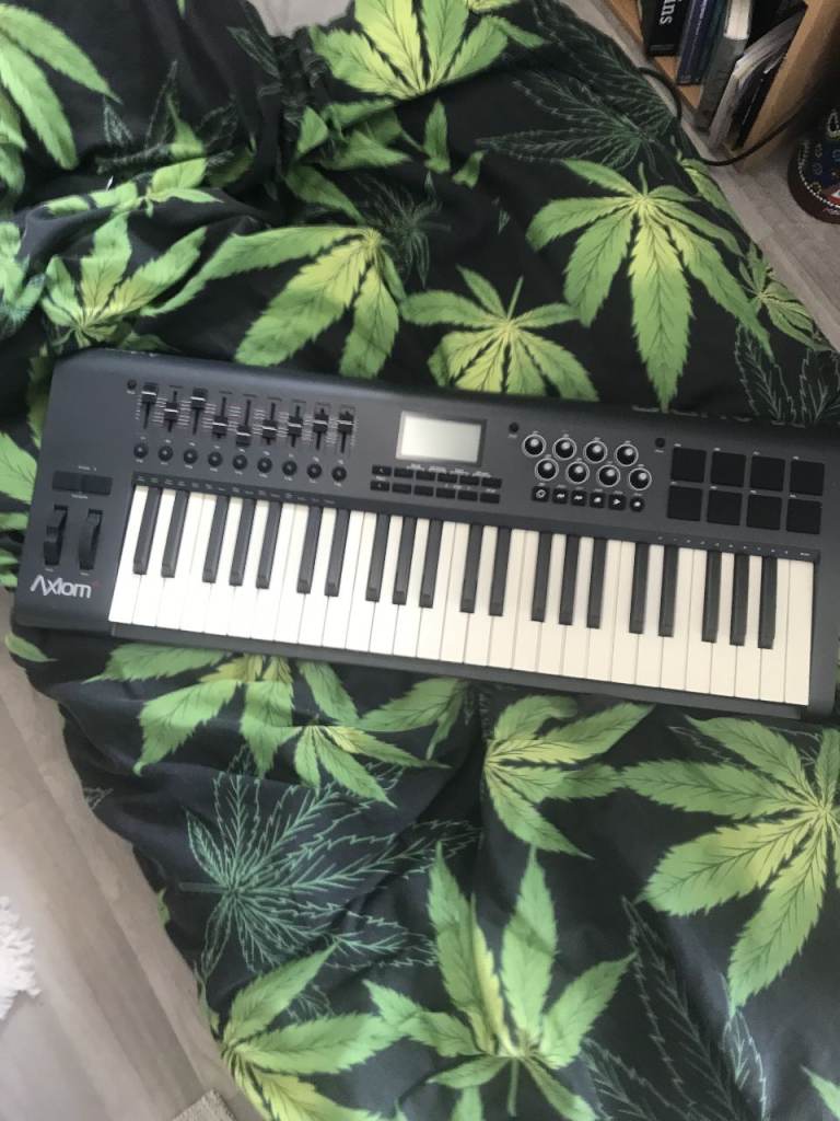 M-Audio Avid MIDI Keyboard Controller – Good Condition