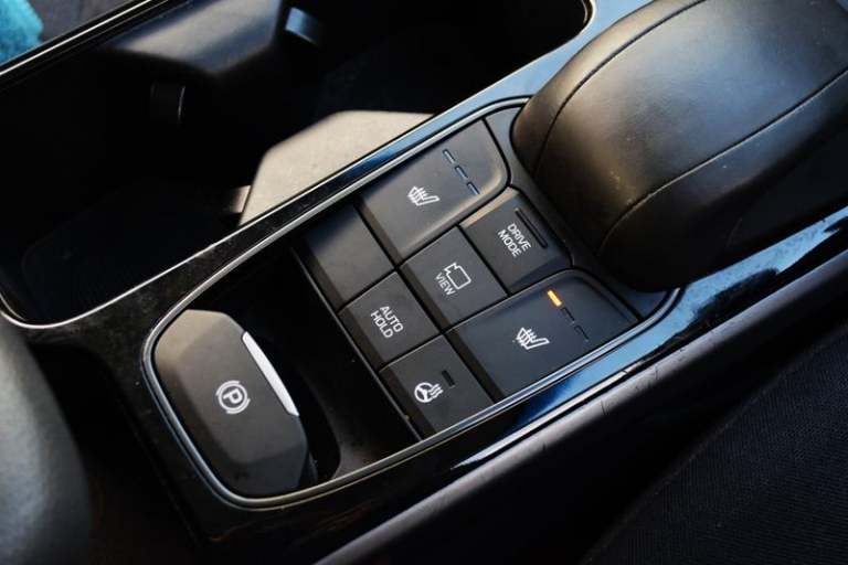 2021 Hyundai IONIQ 38.3kWh Premium Hatchback 5dr Electric Auto (136 ps) Automatic Hatchback Elect...