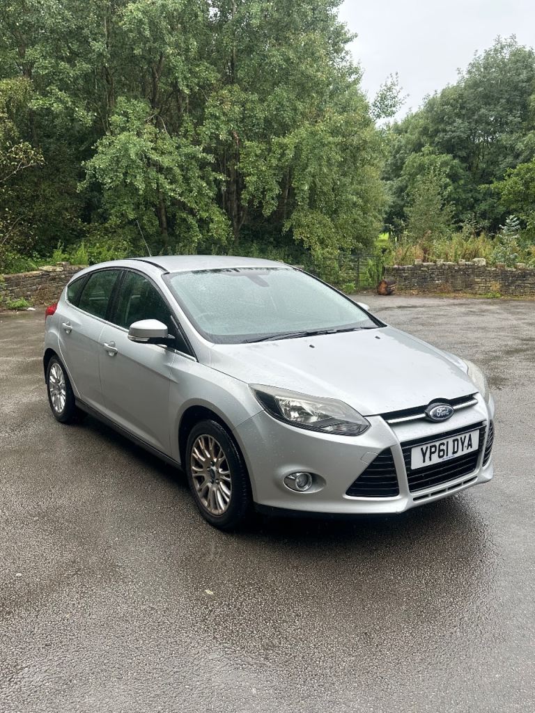 Ford,Focus 1.6 Petrol TITANIUM Manual