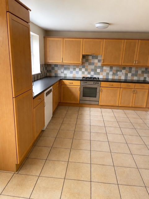 Complete Wooden Kitchen Units and Worktops - Good Condition