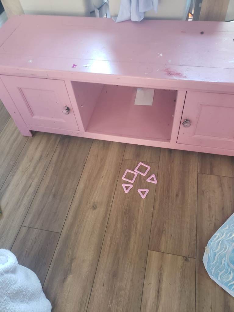 Free tv stand oak