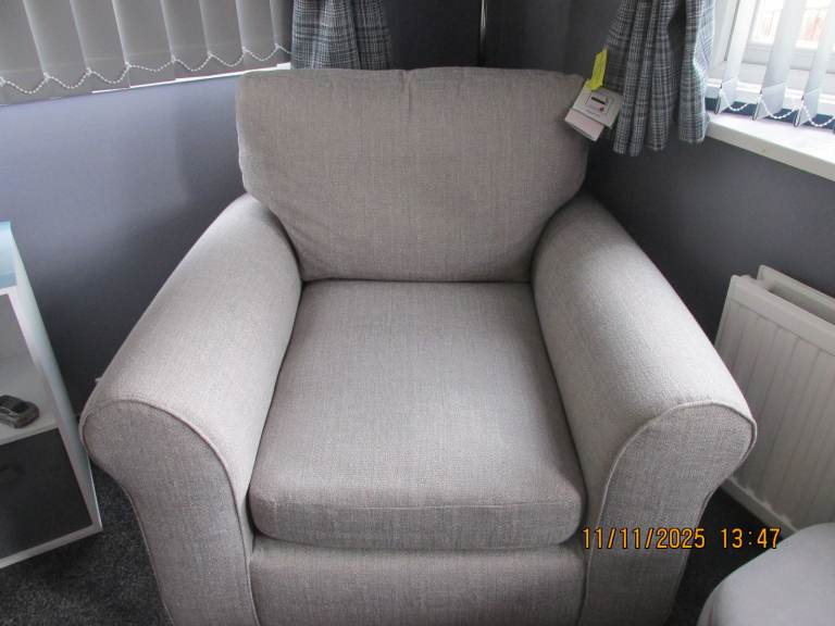 image for ARMCHAIR & SUITES