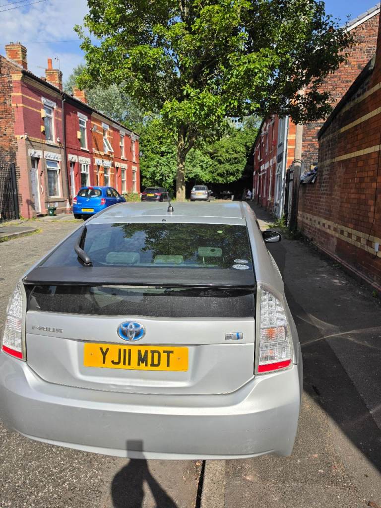 Toyota, PRIUS HYBRID, 2011, 1797 (cc)