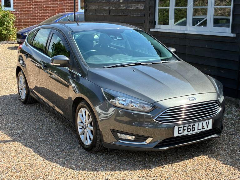 Ford Focus 1.0T EcoBoost Titanium Euro 6 (s/s) 5dr Petrol Manual