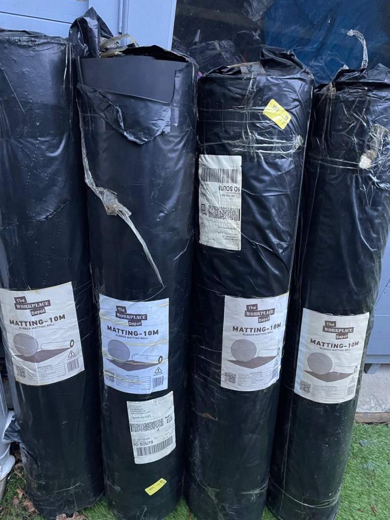 Rubber matting 4x 10m rolls