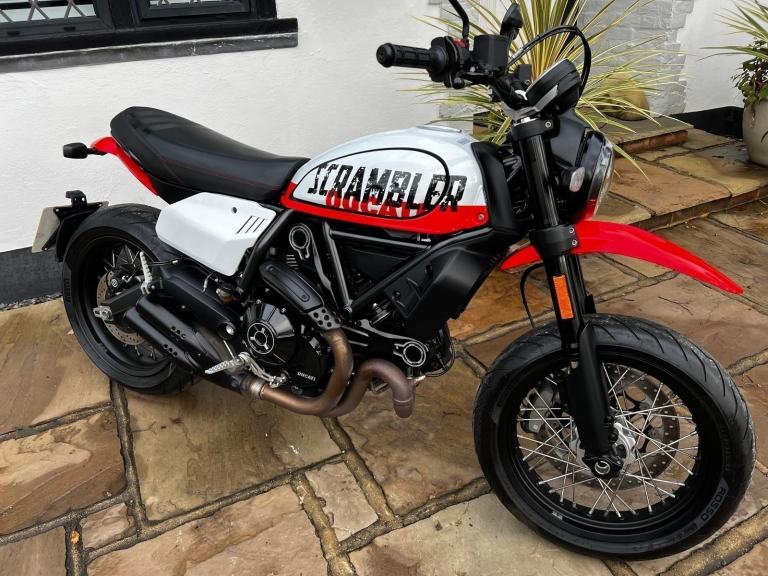 2022 DUCATI SCRAMBLER 800