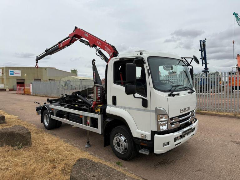 BRAND NEW 2026 ISUZU FORWARD F110 240 EURO 6, 11 TON HOOKLOADER, CRANE
