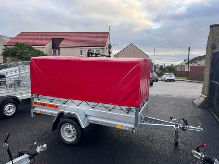 BRAND NEW 7,7ft x 4,2ft SINGLE AXLE TRAILER WITH FRAME AND COVER 750KG
