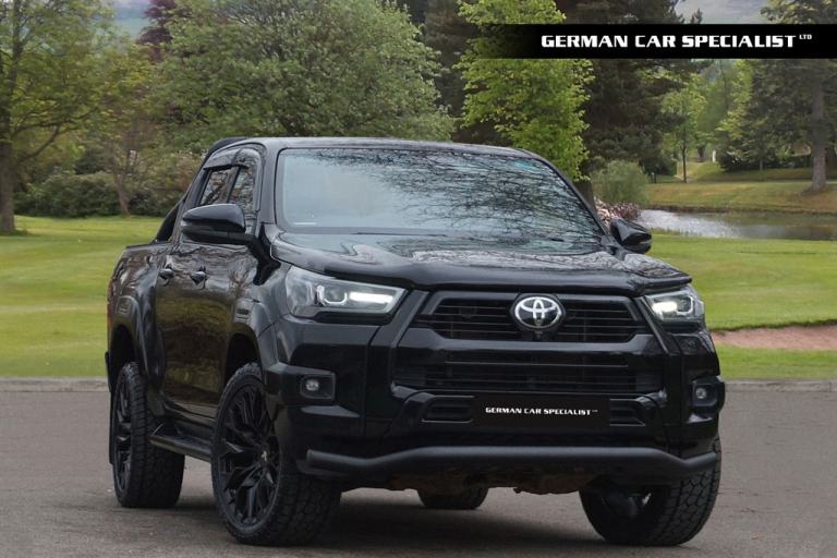 2022 Toyota Hilux INVINCIBLE X 4WD D-4D DCB ** JBL HI FI + 20 WHEELS + BLACK PACK ** Estate Diese...