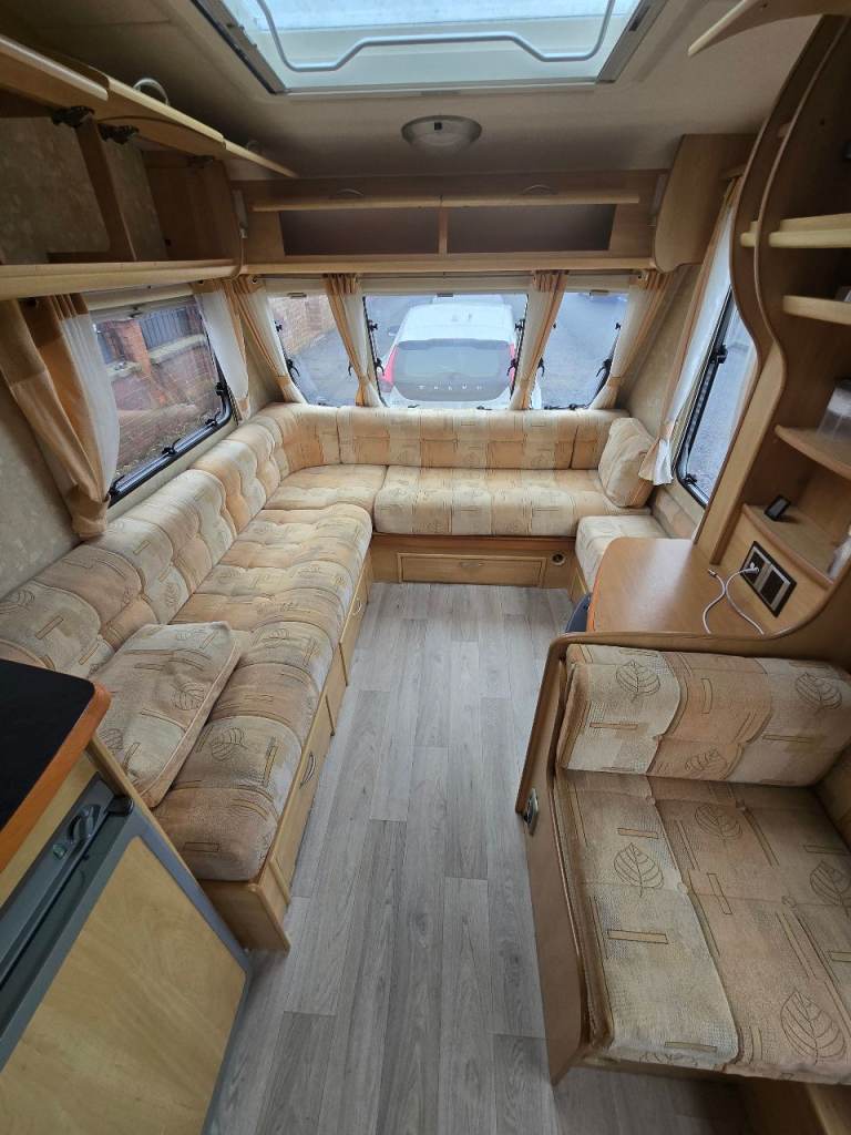 🚐 2004 Sterling Europa 525 Caravan – 4 Berth 