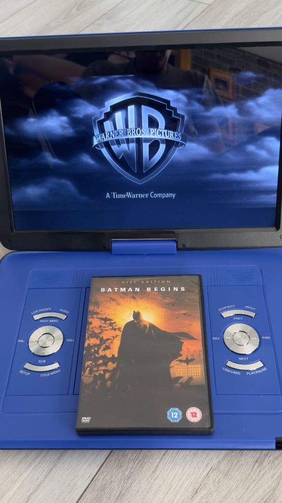 Portable DVD PLAYER-15.5 inch screen 