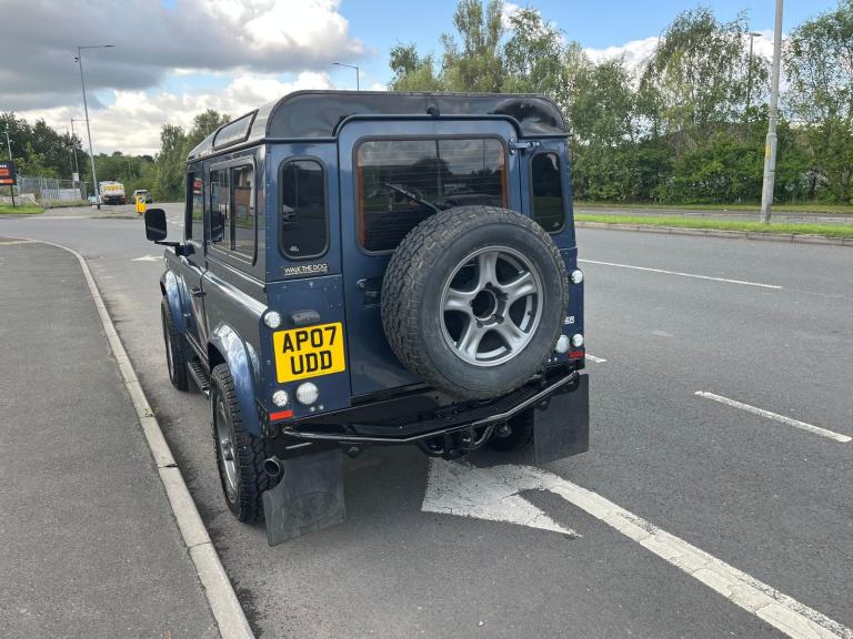 LAND ROVER DEFENDER SWB 90 COUNTY SIDE WINDOW BENCH SEAT @ £17950+ vat