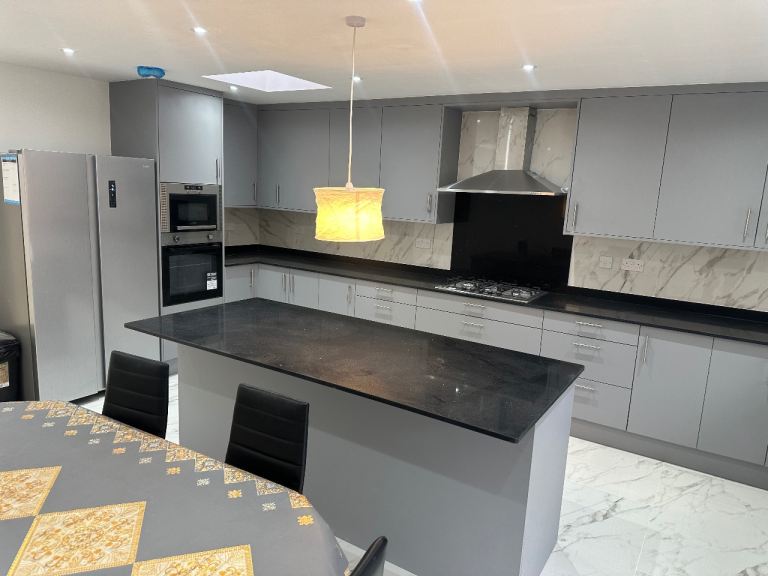 Double room for rent