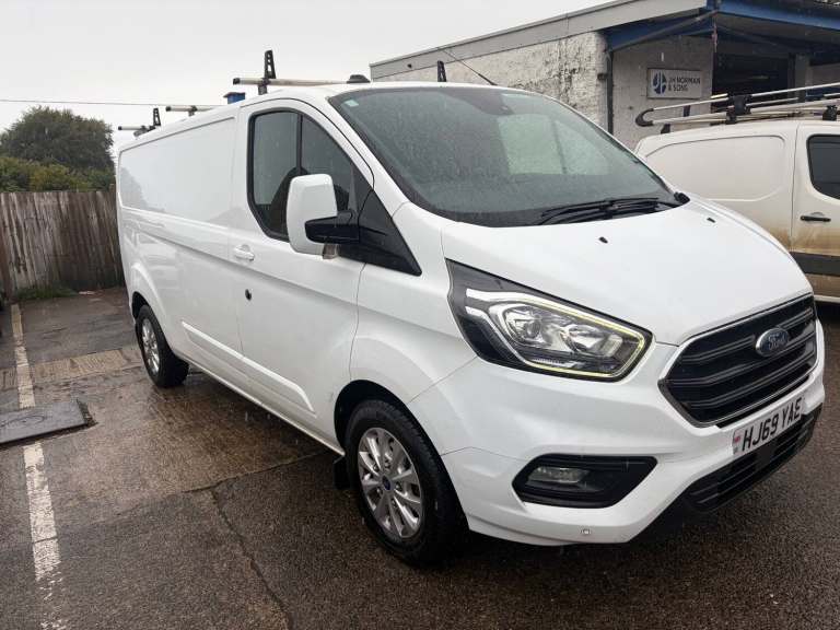 2019 Ford Transit Custom 2.0 TDCi EcoBlue 130ps Low Roof Limited Van PANEL VAN Diesel Manual
