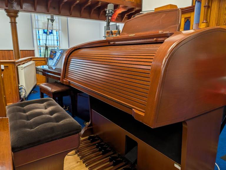 Lowry Majesty Organ - FREE