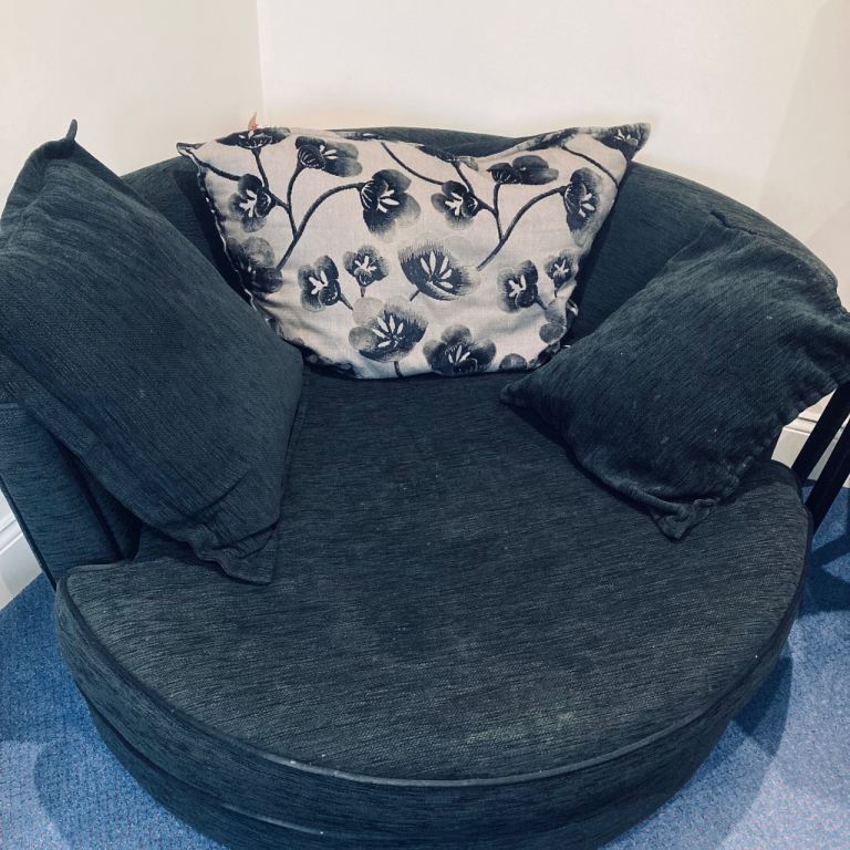 Cuddle sofa 