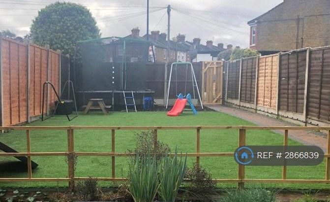 1 bedroom in Old Tovil Road, Maidstone, ME15 (#2866839)