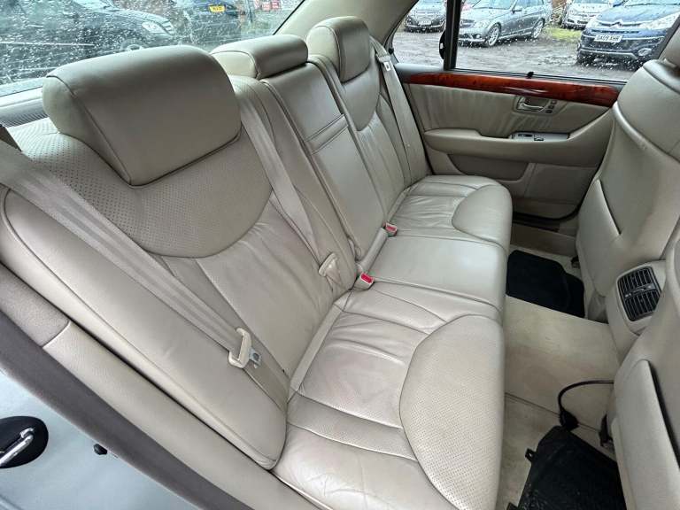 LEXUS LS 4.3 430 2002