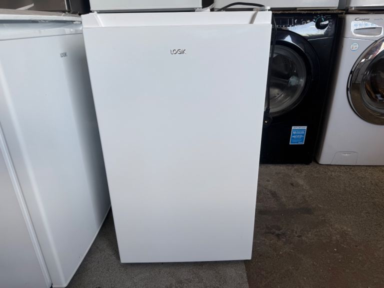 Logik Freestanding Fridge – White, Like New 48cm 