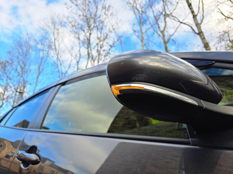  Toyota Prius 1.8 VVT-h Excel Hatchback 5dr Petrol Hybrid CVT Euro 6 (s/s) (122 ps) Petrol/Electr...