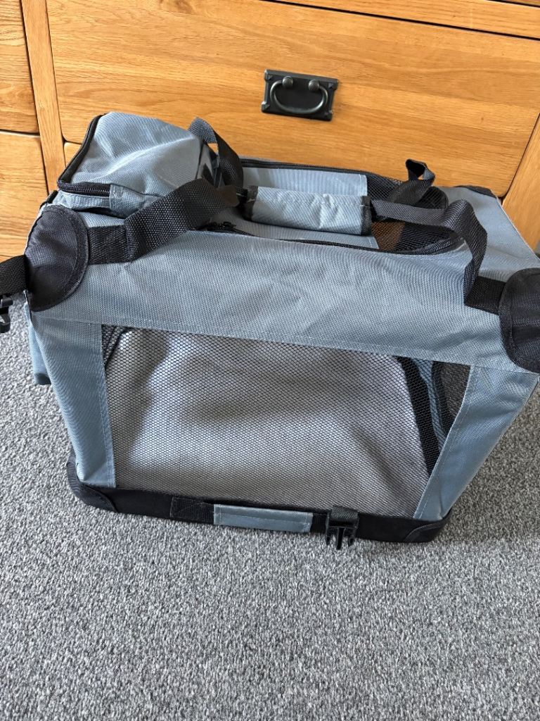 Dog crate for sale