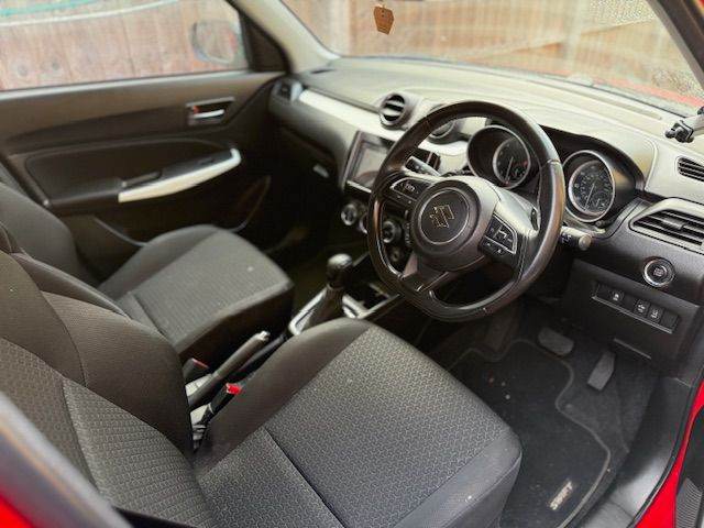 2019 face lift Suzuki SWIFT-Automatic-25k, 998 (cc), 5 doors