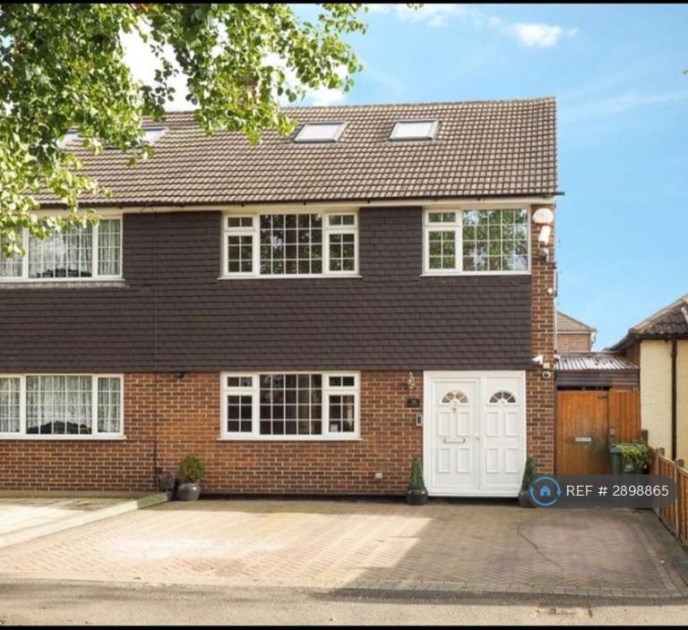 4 bedroom house in Westfield Road, Sutton, SM1 (4 bed) (#2898865)