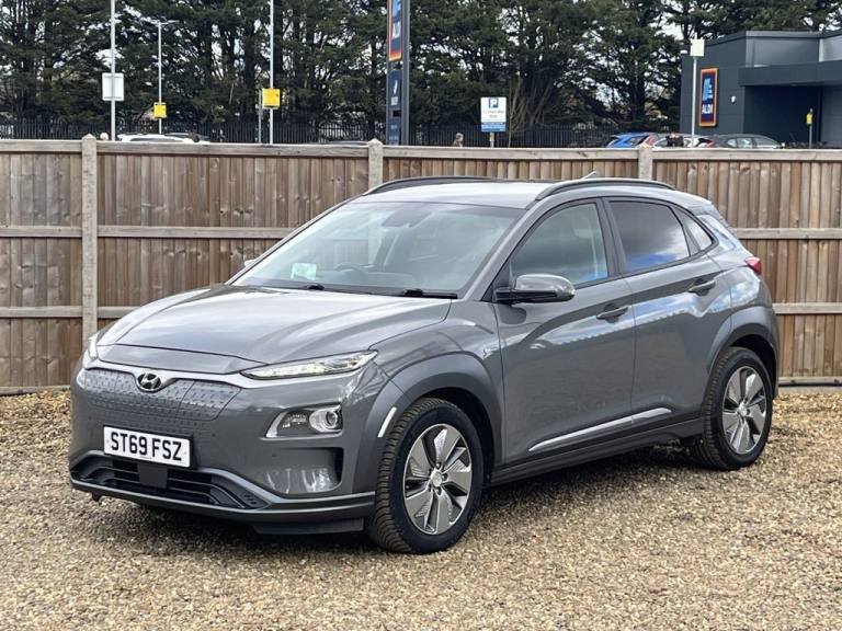 2019 Hyundai KONA 64kWh Premium SE SUV 5dr Electric Auto (204 ps) HATCHBACK ELECTRIC Automatic
