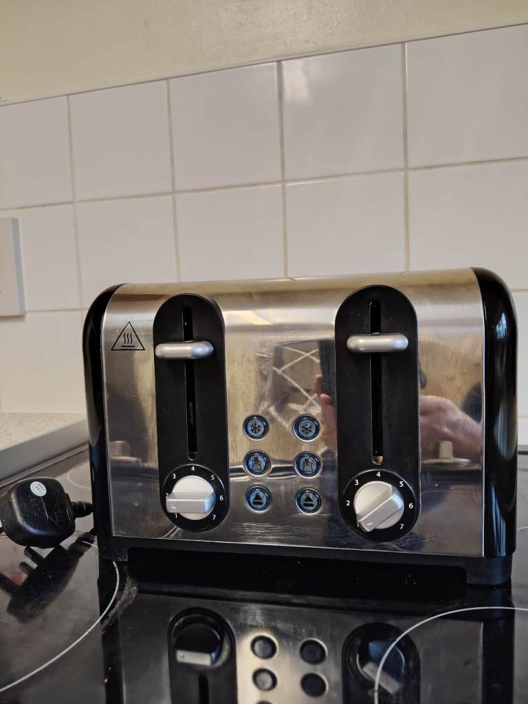 Russell Hobbs toaster