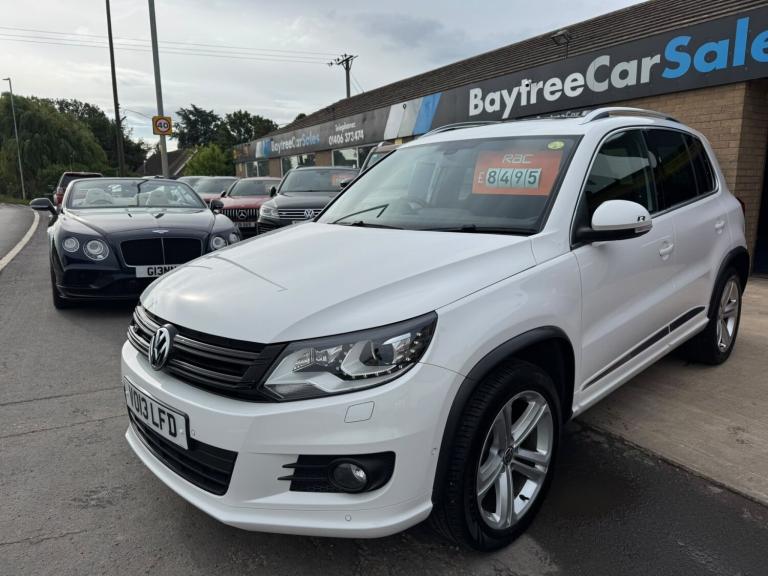 VOLKSWAGEN TIGUAN 2.0 TDI BlueMotion Tech R-Line White Manual Diesel 2013