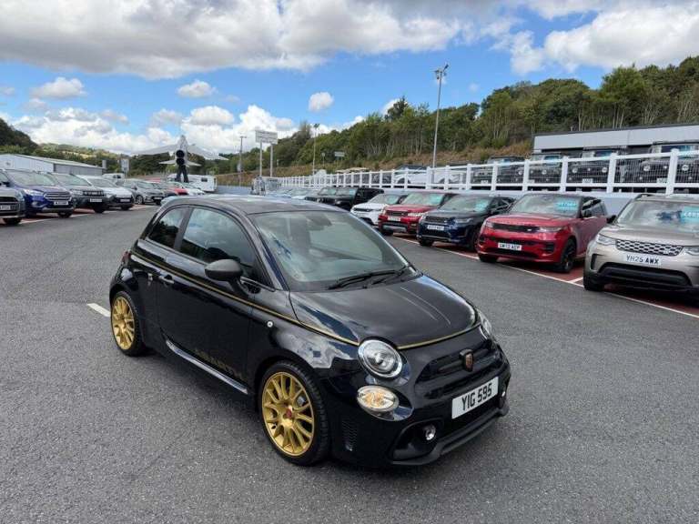 2021 ABARTH 595 1.4 T-JET SCORPIONEORO 165bhp with only 30,500 miles