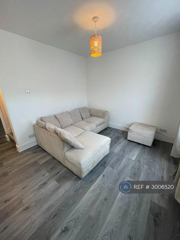 2 bedroom house in Waldeck Street, Reading, RG1 (2 bed) (#3006520)