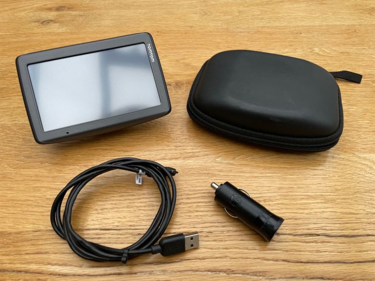 TomTom Via 135 Sat Nav 4EQ50 z1230