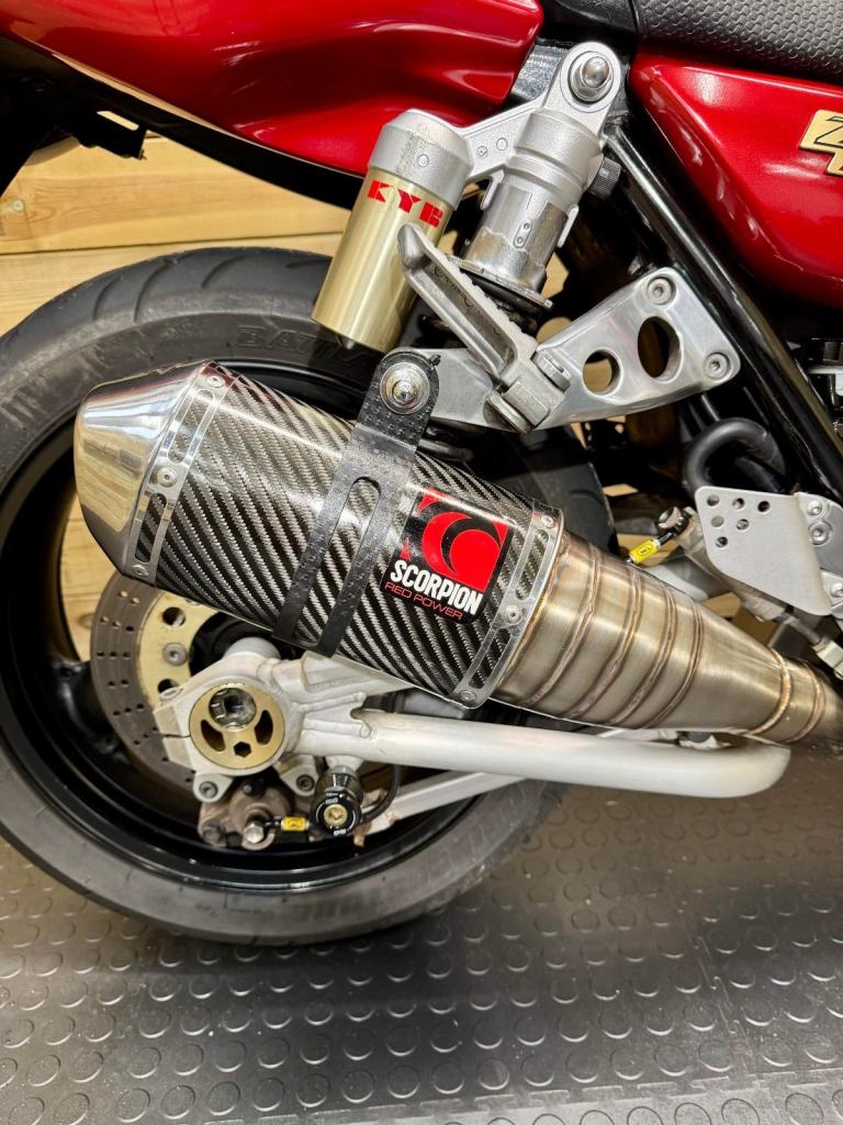 Kawasaki ZRX-1100 / Y registration 2001 / just 18.6k miles 