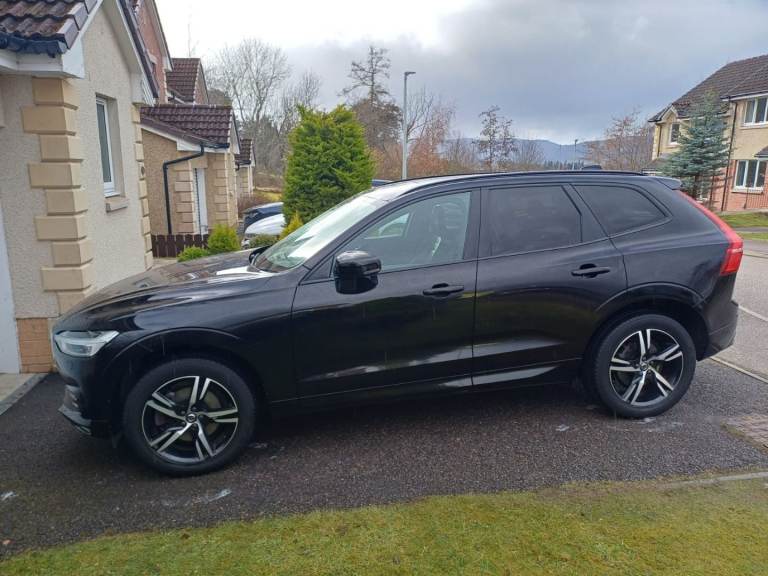 2019 (69) Volvo XC60 B5