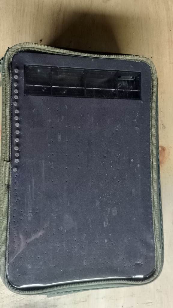 Trakker tackle pouch