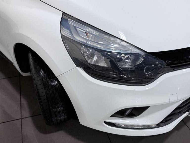 2017 Renault Clio 1.2 16V Play 5dr HATCHBACK PETROL Manual