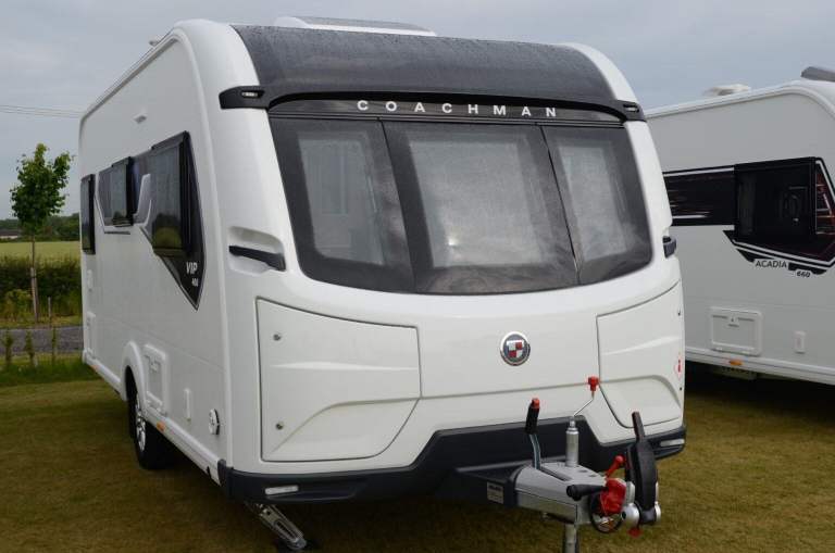 Coachman VIP 460