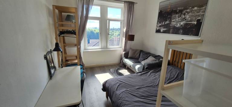 Room to rent Maryhill