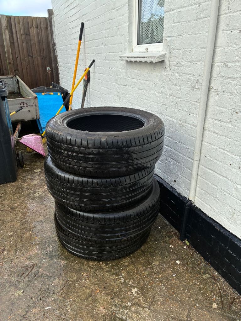 Falken Azenis FK520 Tyres 235 / 55 / R19 / 105Y