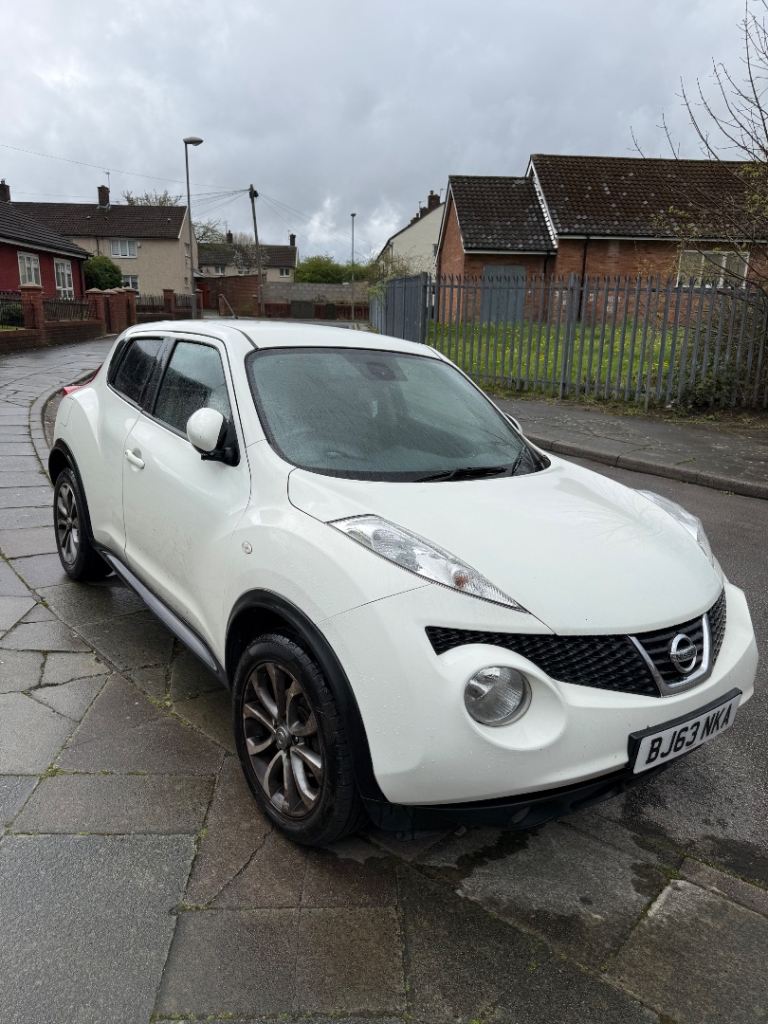 Nissan Juke Tekna 1 year MOT 