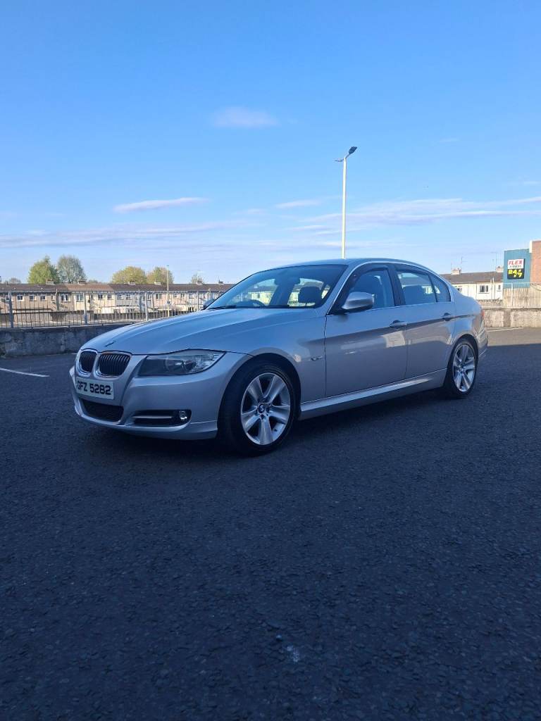 BMW, 3 SERIES, Saloon, 2011, Manual, 1995 (cc), 4 doors