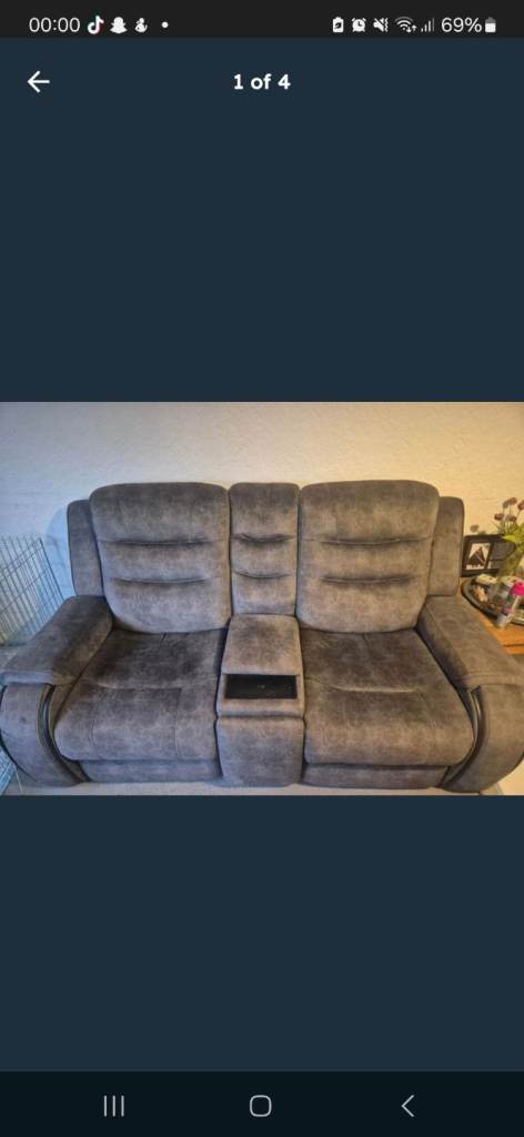 image for 2 couchs for sale 