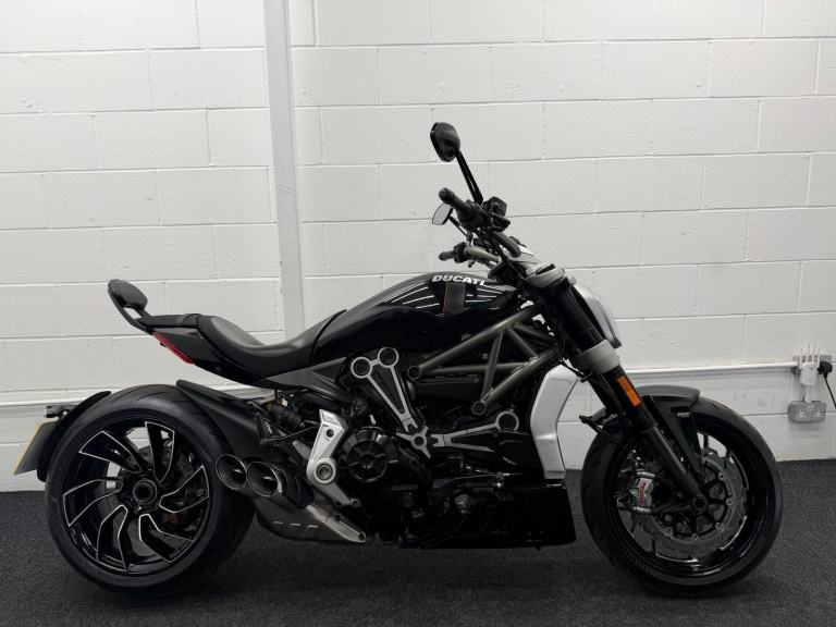 DUCATI X DIAVEL S ABS * Keyless Start - Traction Control - All Keys and Books *