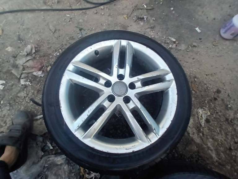 Audi Alloy 245-45-18 low price (ask)